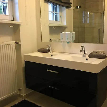 Landhausvilla Strittberg 7 דירה